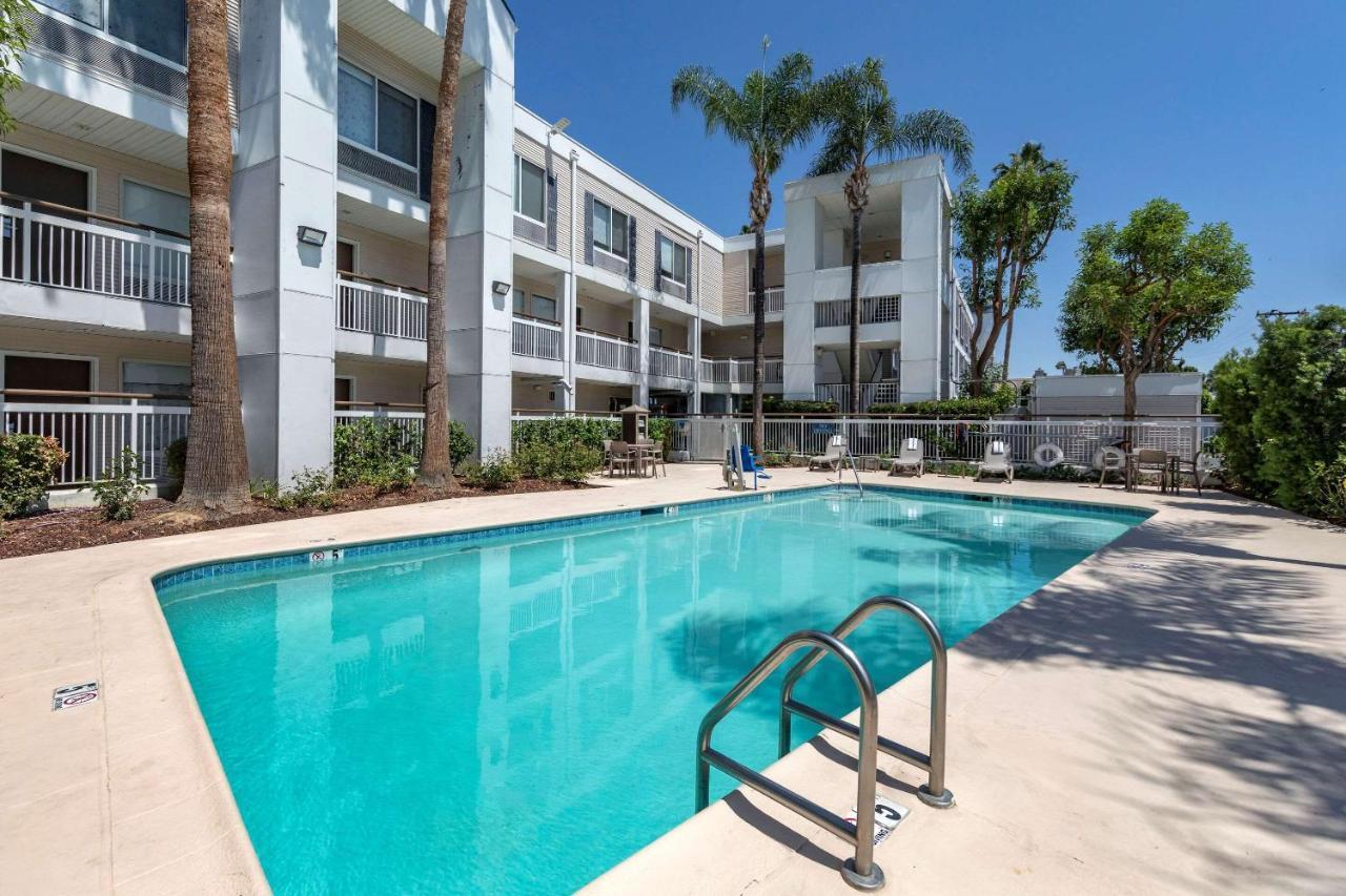 Quality Inn Placentia Anaheim Fullerton מראה חיצוני תמונה