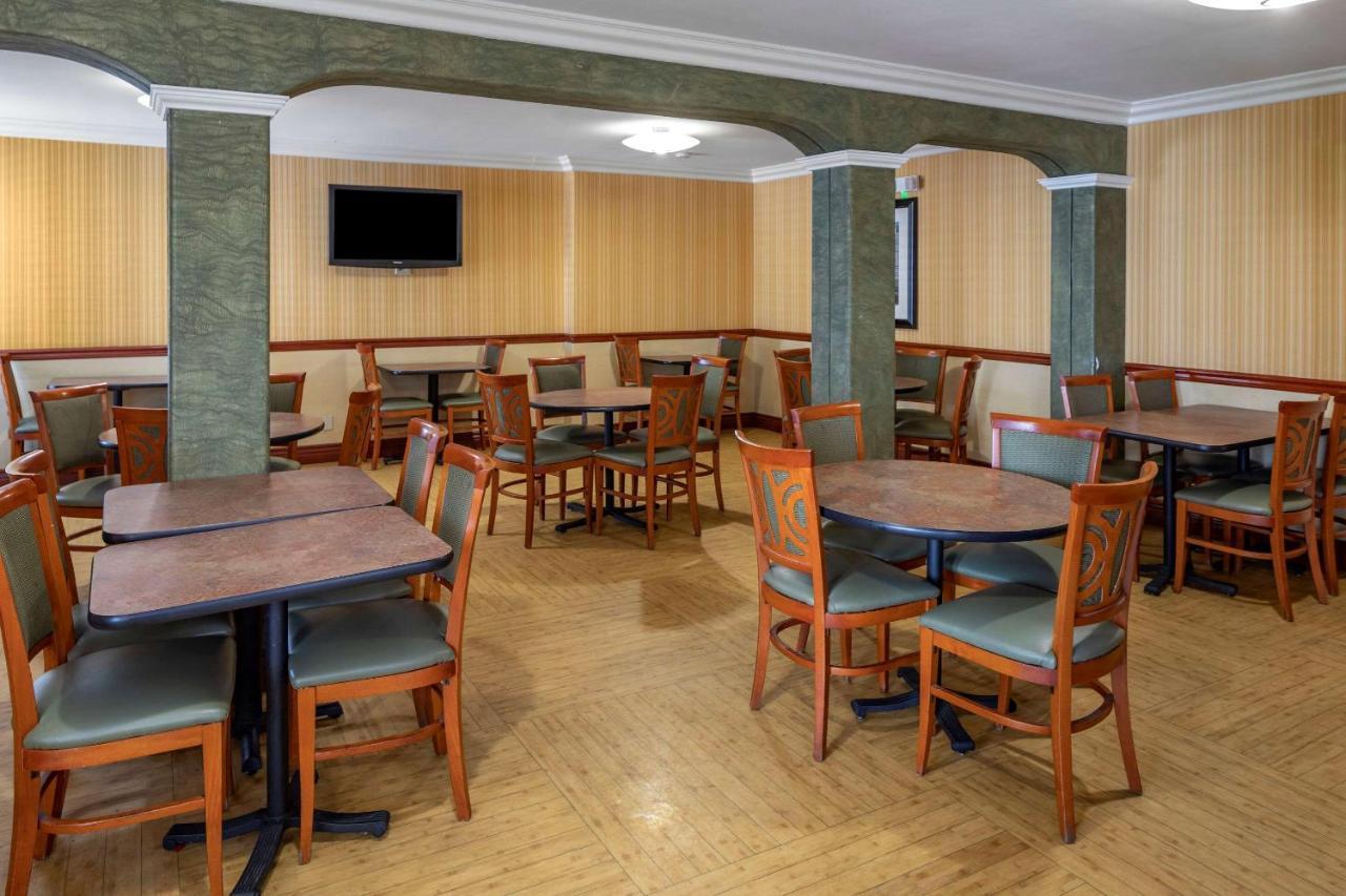 Quality Inn Placentia Anaheim Fullerton מראה חיצוני תמונה