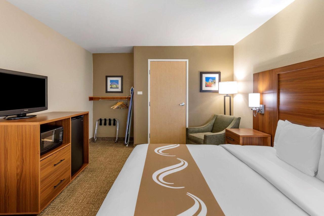 Quality Inn Placentia Anaheim Fullerton מראה חיצוני תמונה