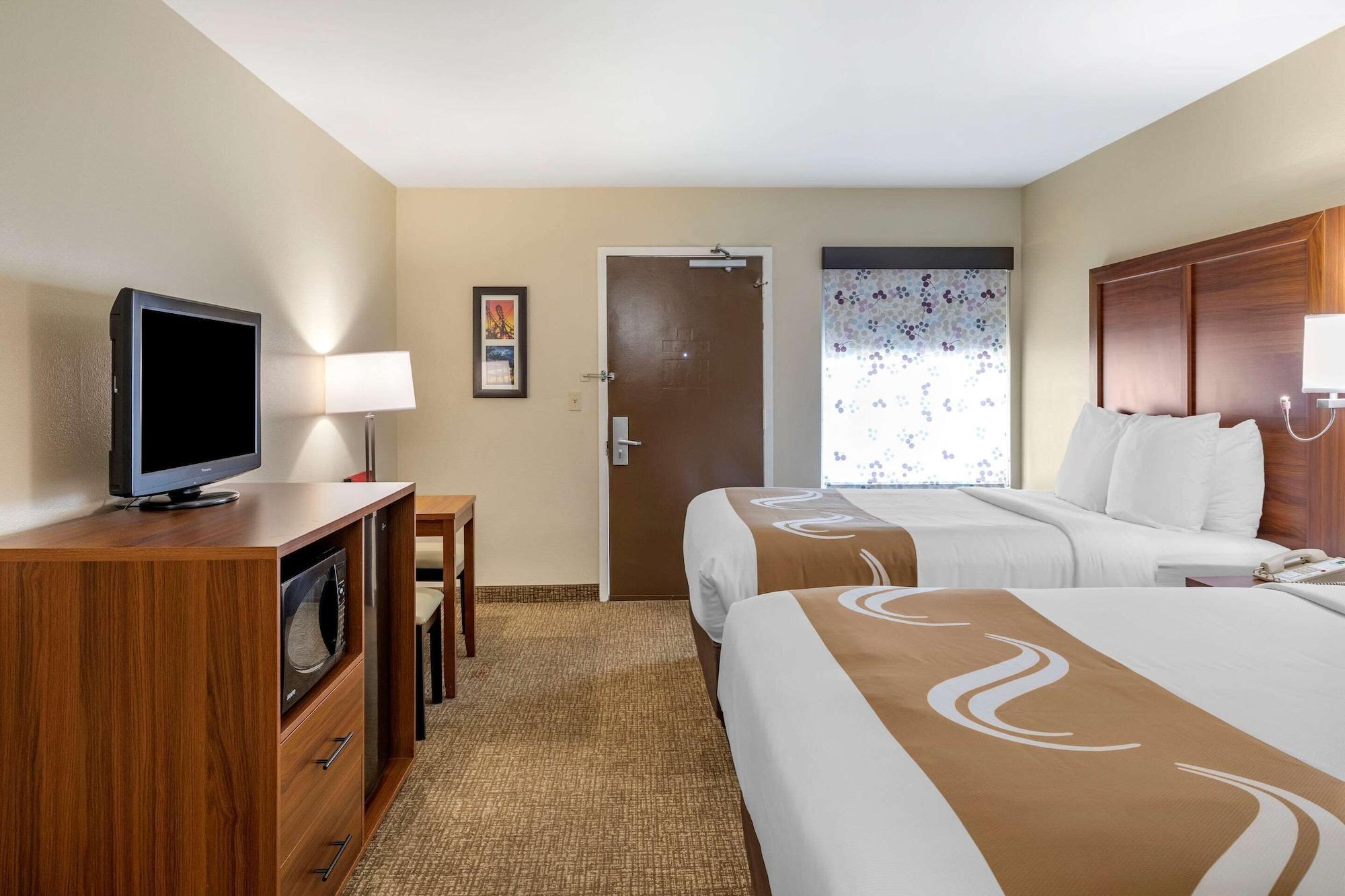 Quality Inn Placentia Anaheim Fullerton מראה חיצוני תמונה