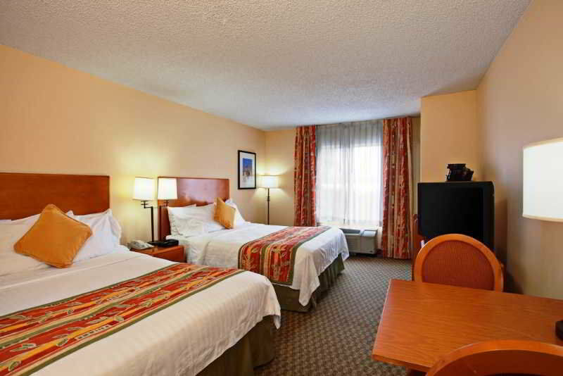 Quality Inn Placentia Anaheim Fullerton מראה חיצוני תמונה